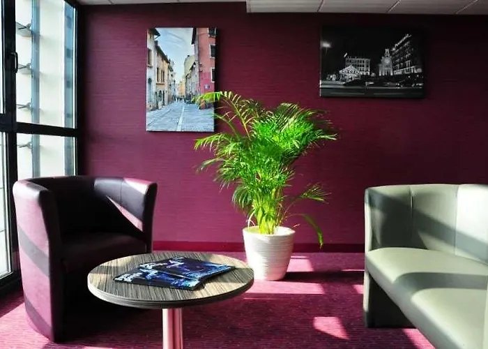 Eastlodge Lyon Est Eurexpo Hotel 3*