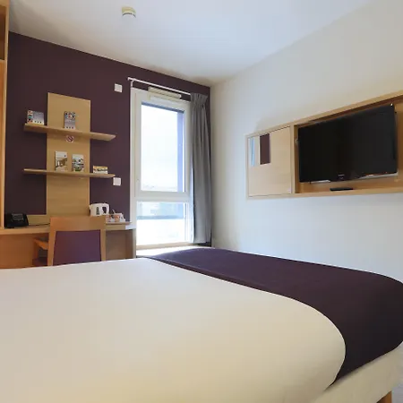 Eastlodge Lyon Est Eurexpo Hotel
