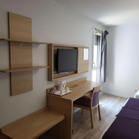 Hotel Eastlodge Lyon Est Eurexpo 3*