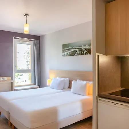 Hotel Eastlodge Lyon Est Eurexpo