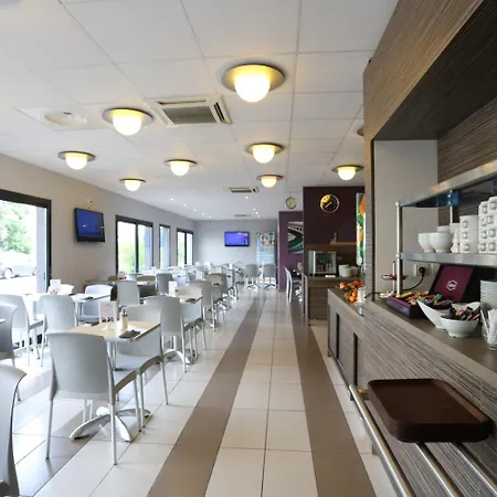 Eastlodge Lyon Est Eurexpo Hotell 3*