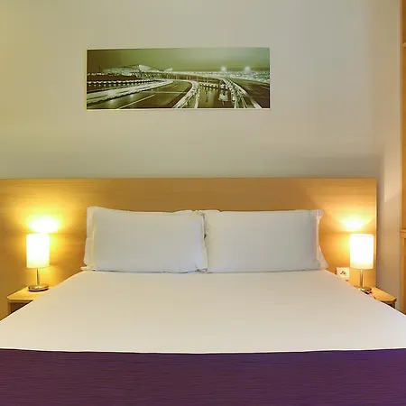 Eastlodge Lyon Est Eurexpo Hotel 3*
