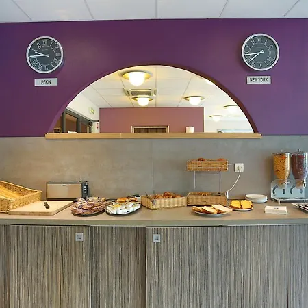 Eastlodge Lyon Est Eurexpo Hotel