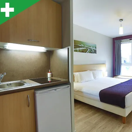 Eastlodge Lyon Est Eurexpo Hotel