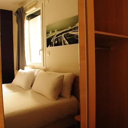 Eastlodge Lyon Est Eurexpo Hotel 3*